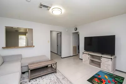 12469 Sharpview Drive #2469, Houston, TX 77072 - Photo 4