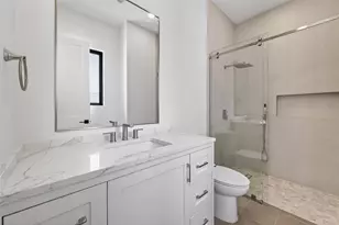 6534 Corbin St, Houston, TX 77055 - Photo 44