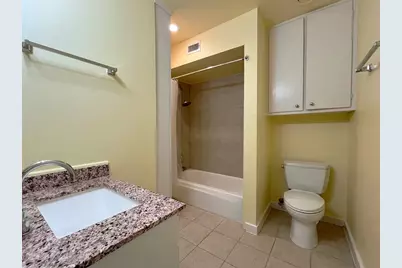 8211 Katy Freeway #17, Houston, TX 77024 - Photo 14