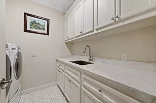 15426 Oyster Creek Ln, Sugar Land, TX 77478 - Photo 26