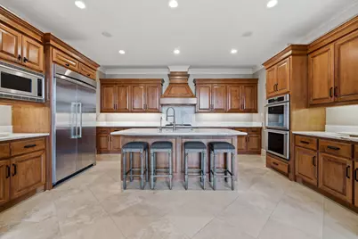 15426 Oyster Creek Lane, Sugar Land, TX 77478 - Photo 20