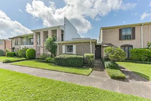1307 Town Cir, Baytown, TX 77520 - Photo 2