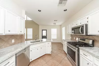 20306 Baytide Court, Richmond, TX 77407 - Photo 10