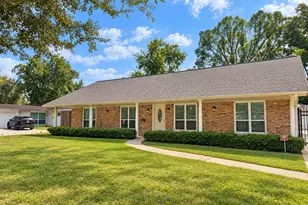 8215 Leader St, Houston, TX 77036 - Photo 1