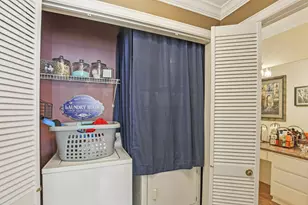 2100 Welch St, Houston, TX 77019 - Photo 10