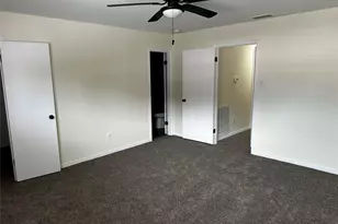 10378 Briar Forest Dr, Houston, TX 77042 - Photo 8