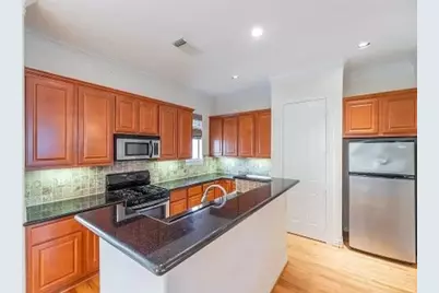 9906 Orchard Court, Houston, TX 77054 - Photo 16