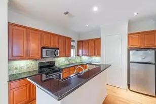 9906 Orchard Ct, Houston, TX 77054 - Photo 16