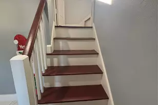 2 Bayvilla St, Baytown, TX 77520 - Photo 2