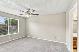 7710 Ellis Dr, Houston, TX 77489 - Photo 10