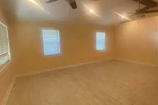 609 Kerr St, Brenham, TX 77833 - Photo 8