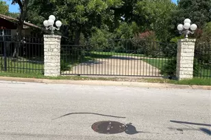 609 Kerr St, Brenham, TX 77833 - Photo 1