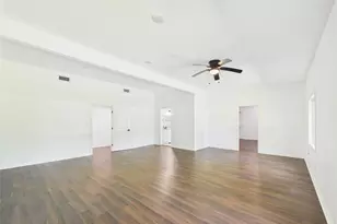 11515 Iberia Dr, Houston, TX 77065 - Photo 14