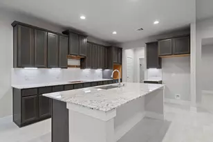 3231 Bushy Hawthorne Dr, Conroe, TX 77301 - Photo 2