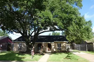 3406 Rockyridge Dr, Houston, TX 77063 - Photo 1