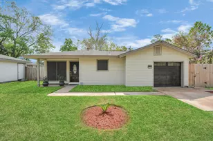 2706 Harvard St, Pasadena, TX 77502 - Photo 2