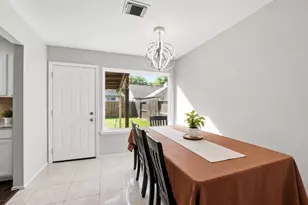 10918 Westbrae Village Dr, Houston, TX 77031 - Photo 6