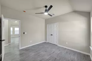 106 Harbor Ct Dr, Conroe, TX 77356 - Photo 26