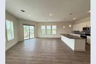 641 W Crosstimbers Street #B8.211, Houston, TX 77018 - Photo 1