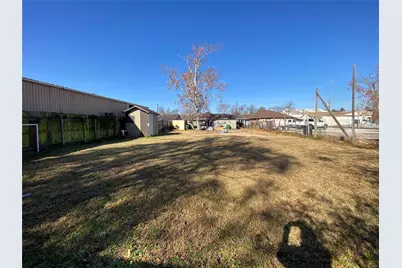 3147 Golfcrest Boulevard, Houston, TX 77087 - Photo 24