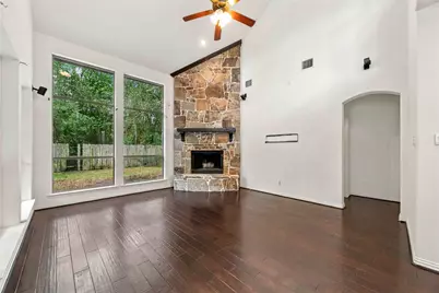 7014 Dewberry Shores Lane, Humble, TX 77396 - Photo 6
