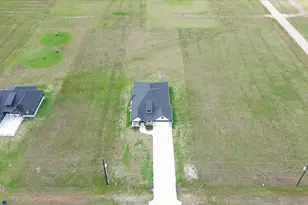 447 Sunset Trail, Angleton, TX 77515 - Photo 32