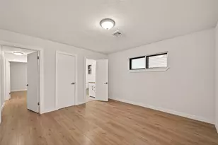 325 Hargett St, Clute, TX 77531 - Photo 22