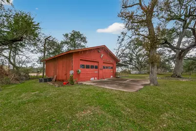 325 Hargett Street, Clute, TX 77531 - Photo 46
