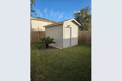 12935 Rockford Drive, Houston, TX 77048 - Photo 14