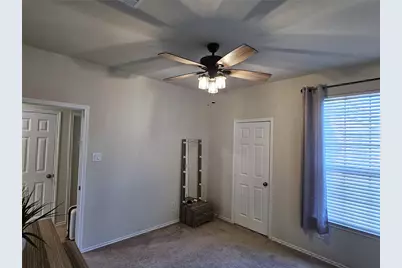 3234 Longleaf Meadows Drive, Houston, TX 77063 - Photo 30