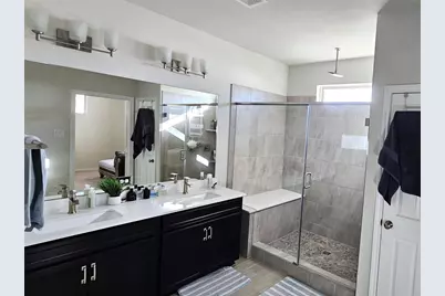 3234 Longleaf Meadows Drive, Houston, TX 77063 - Photo 18