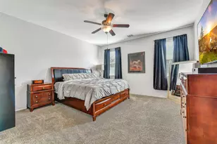 6869 Dogwood Cliff Ln, Dickinson, TX 77539 - Photo 14