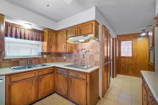 2015 Tanglelane St, Richmond, TX 77469 - Photo 10