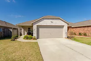 4143 Saltillo Lakes Dr, Baytown, TX 77521 - Photo 4