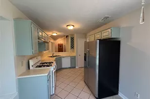 12331 Grove Meadow Dr, Stafford, TX 77477 - Photo 16