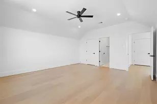 2111 Nantucket Dr, Houston, TX 77057 - Photo 32