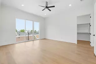 2111 Nantucket Dr, Houston, TX 77057 - Photo 24