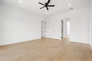 2111 Nantucket Dr, Houston, TX 77057 - Photo 26