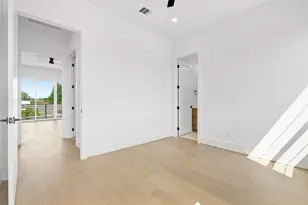 2111 Nantucket Dr, Houston, TX 77057 - Photo 20