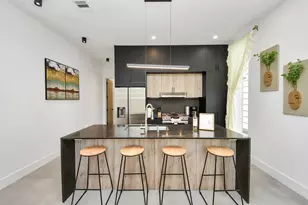 2211 Staples St, Houston, TX 77026 - Photo 14