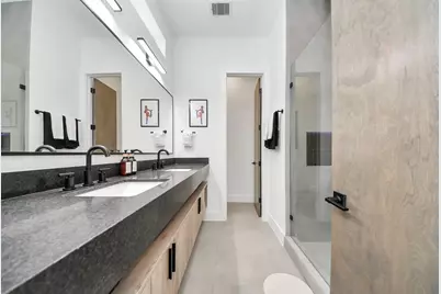 2211 Staples Street, Houston, TX 77026 - Photo 22