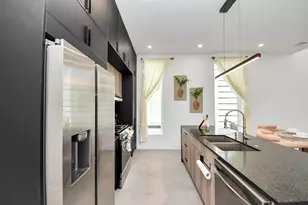 2211 Staples St, Houston, TX 77026 - Photo 16