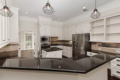 87 Rush Haven Drive, The Woodlands, TX 77381 - Photo 12