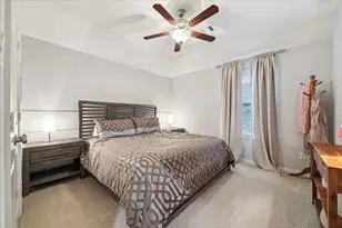 10910 Sarah Bluff Ln, Cypress, TX 77433 - Photo 26