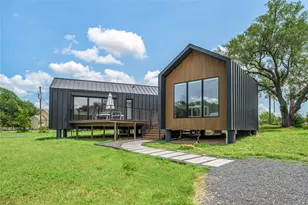 8390 Schuster Rd, Ledbetter, TX 78946 - Photo 18