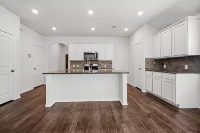 516 Fieldhaven Court, La Marque, TX 77568 - Photo 6