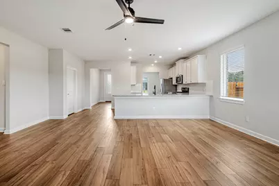 15761 Bayberry Trace Drive, Conroe, TX 77303 - Photo 10