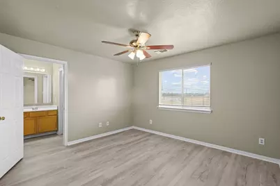105 Green Isle Ave Avenue #120, Dickinson, TX 77539 - Photo 10