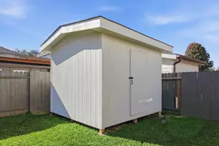 2839 Iris Valley Way, Houston, TX 77038 - Photo 16