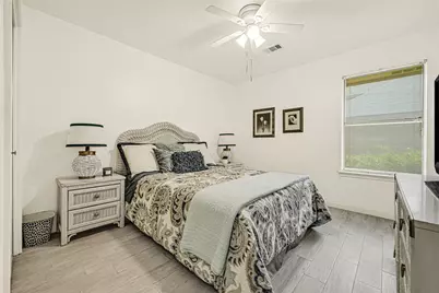 2442 Arrowsmith Court, Pearland, TX 77584 - Photo 18
